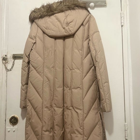 Excellent Condition, new winter jacket - Picture 1 of 8
